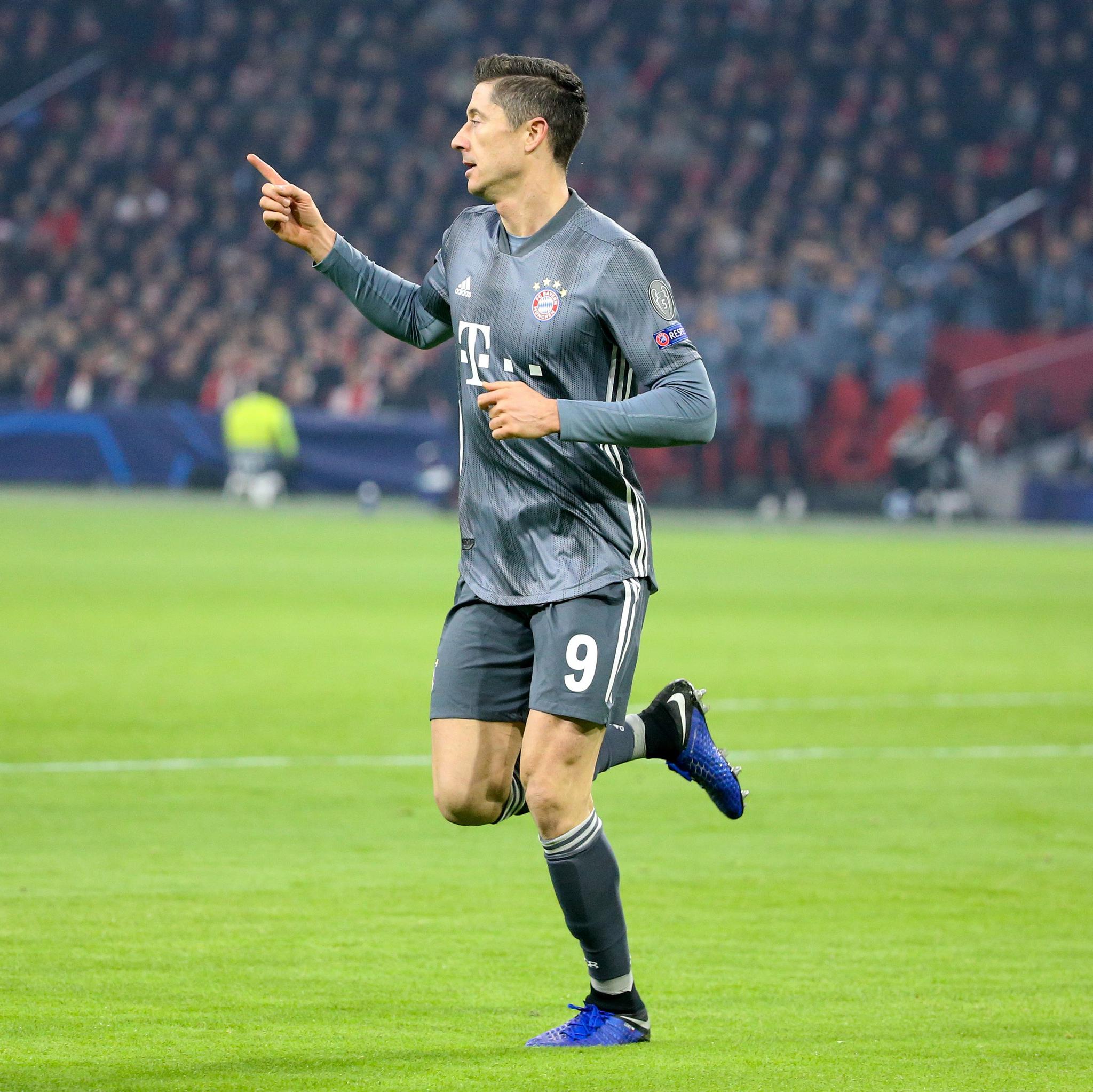 开云在线-关于赛前阿贾克斯备战NBA总决赛，手感冰凉细节曝光，质疑声仍在，轮换策略成焦点的信息